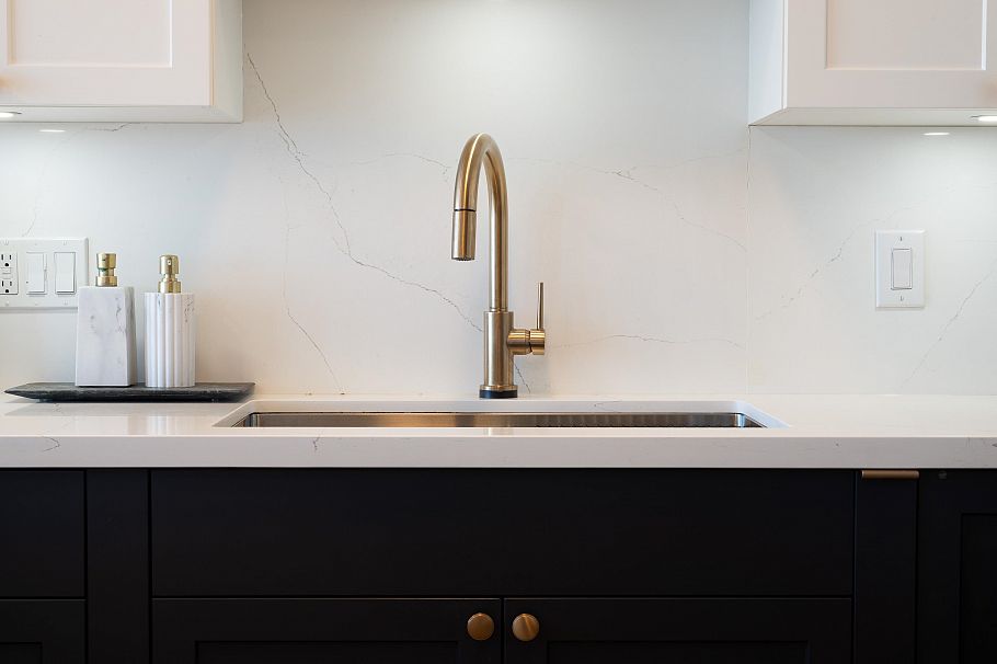 1101 1633 W 8th Avenue Vancouver, BC - 10