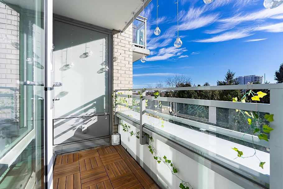 601 8800 Hazelbridge Way Richmond, BC - 13