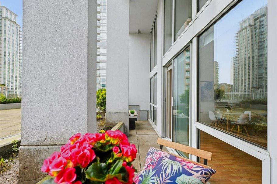 512 933 Seymour Street Vancouver, BC - 17