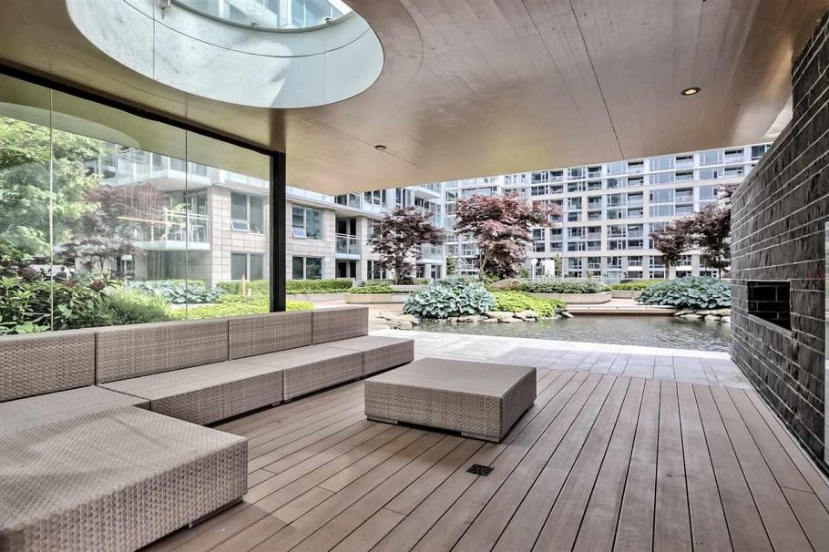 601 8800 Hazelbridge Way Richmond, BC - 35