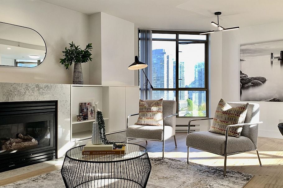 1003 867 Hamilton Street Vancouver, BC - 1