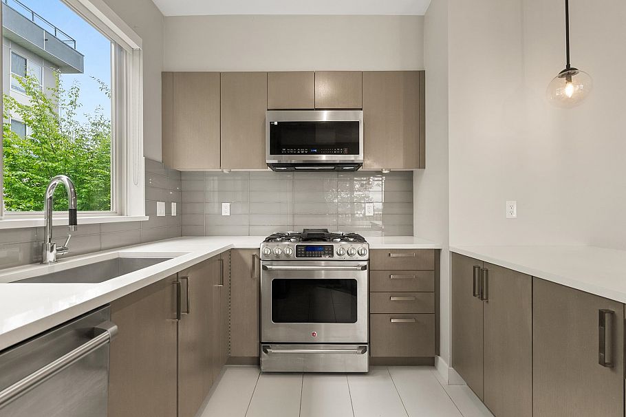 19 10133 River Drive Richmond, BC - 12