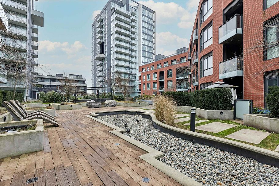 202 3588 Sawmill Crescent Vancouver, BC - 26