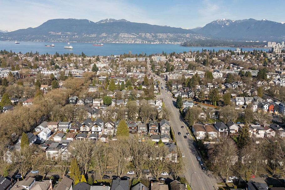 2819 W 13th Avenue Vancouver, BC - 28