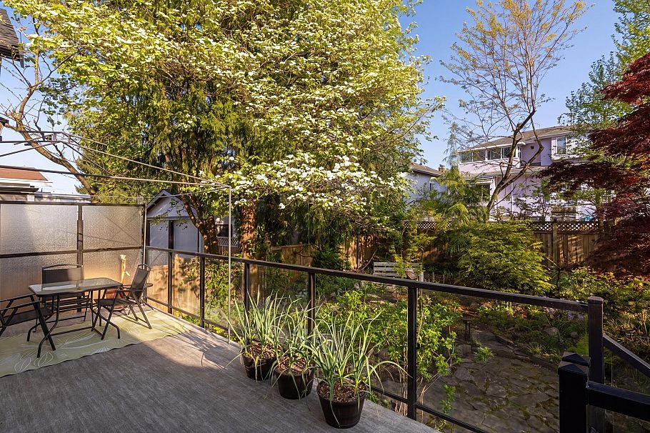 4578 Moss Street Vancouver, BC - 32