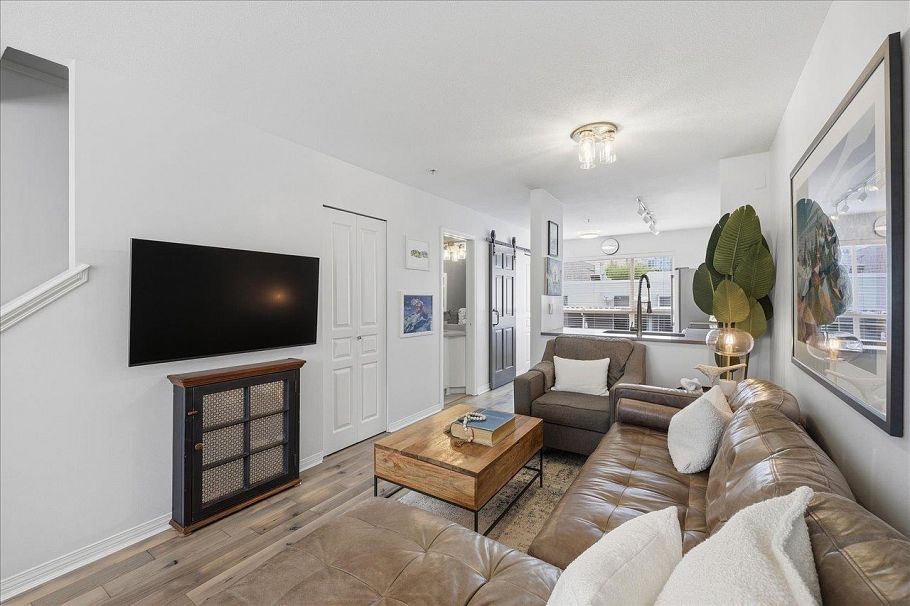 314 2688 Watson Street Vancouver, BC - 5