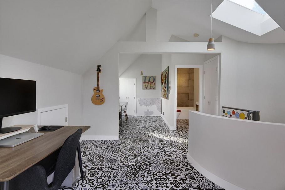 3542 W 2nd Avenue Vancouver, BC - 22