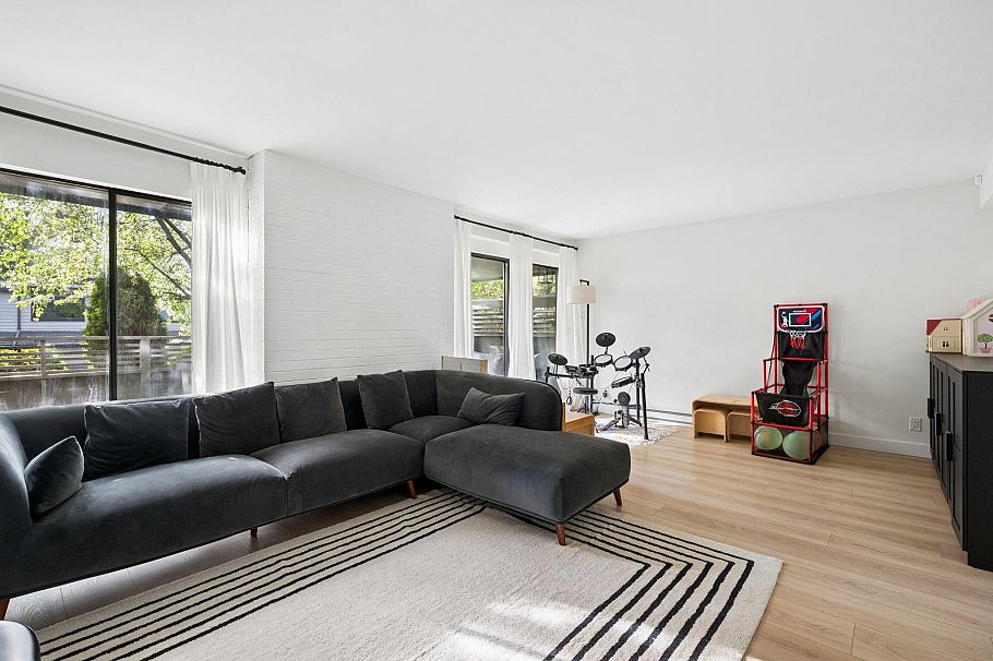 3951 Springtree Drive Vancouver, BC - 31