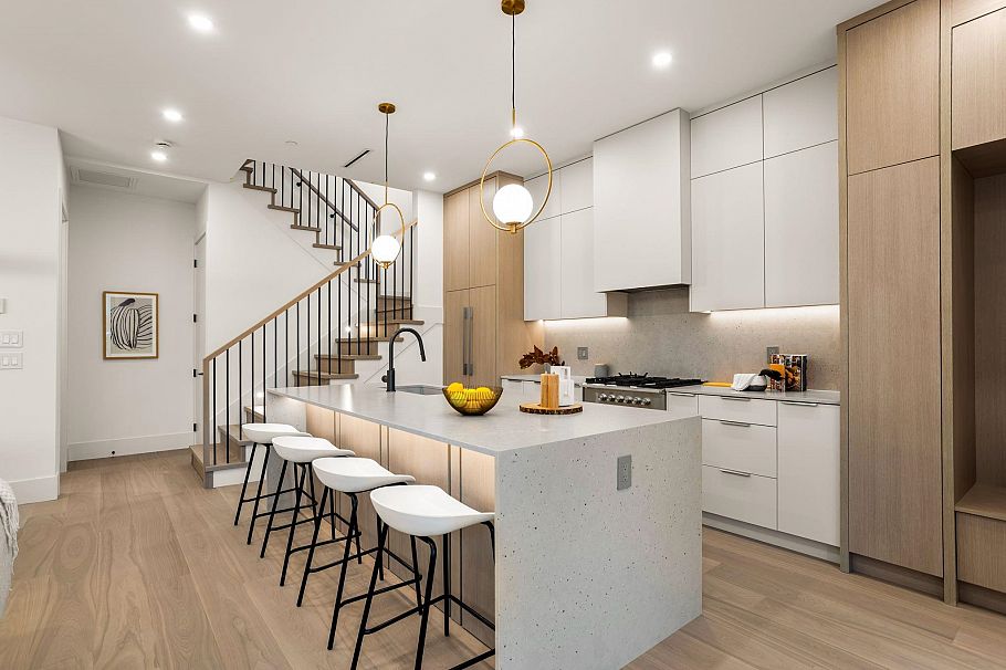 1 3275 Graveley Street Vancouver, BC - 9