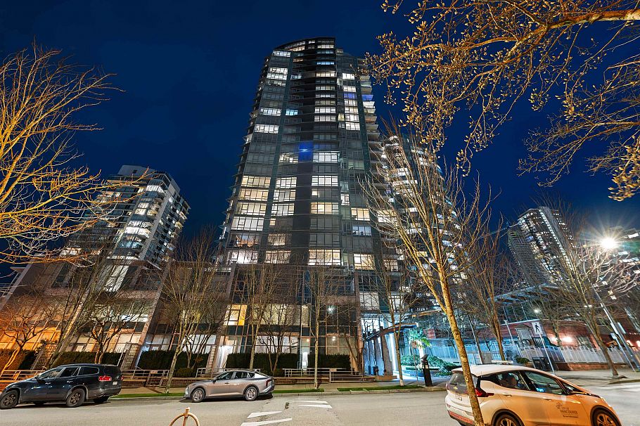 3002 1483 Homer Street Vancouver, BC - 3