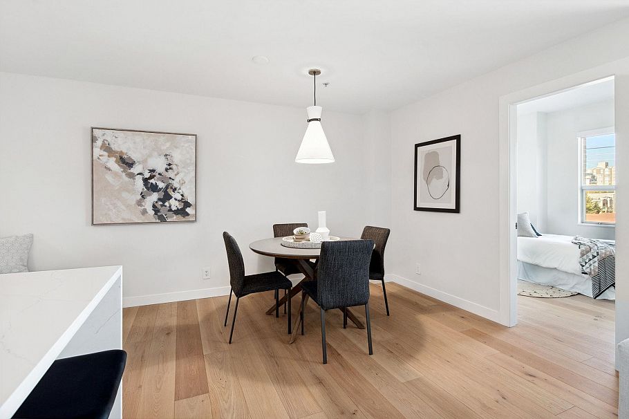402 5790 E Boulevard Vancouver, BC - 4
