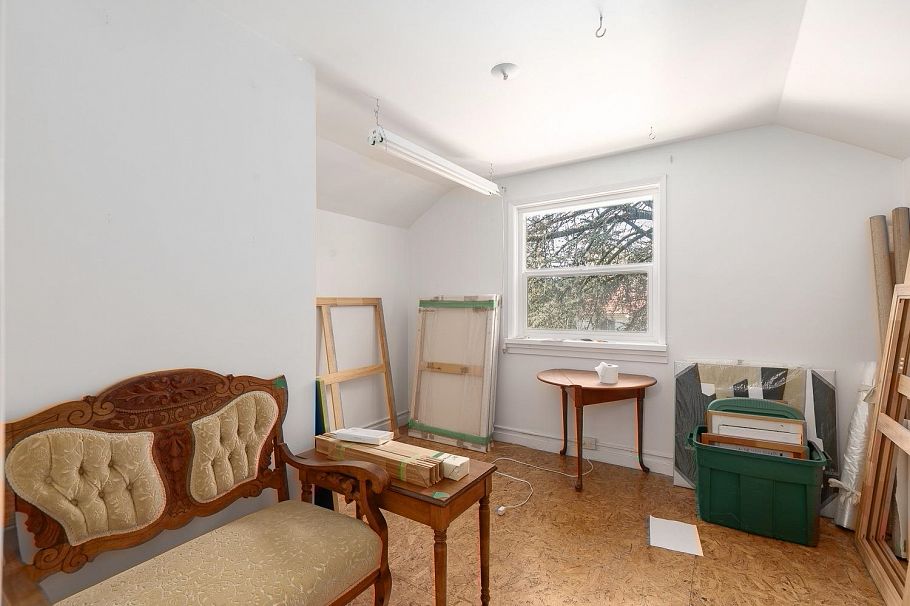 2002 E 13th Avenue Vancouver, BC - 19