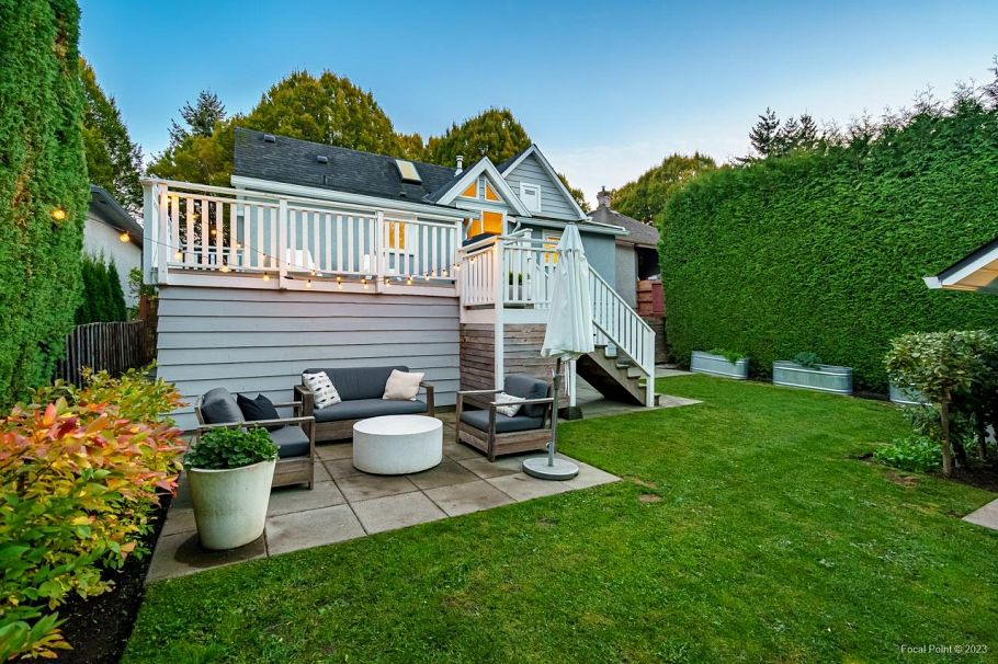 855 E 22nd Avenue Vancouver, BC - 20