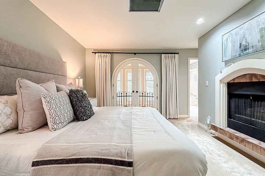 1737 W 16th Avenue Vancouver, BC - 26