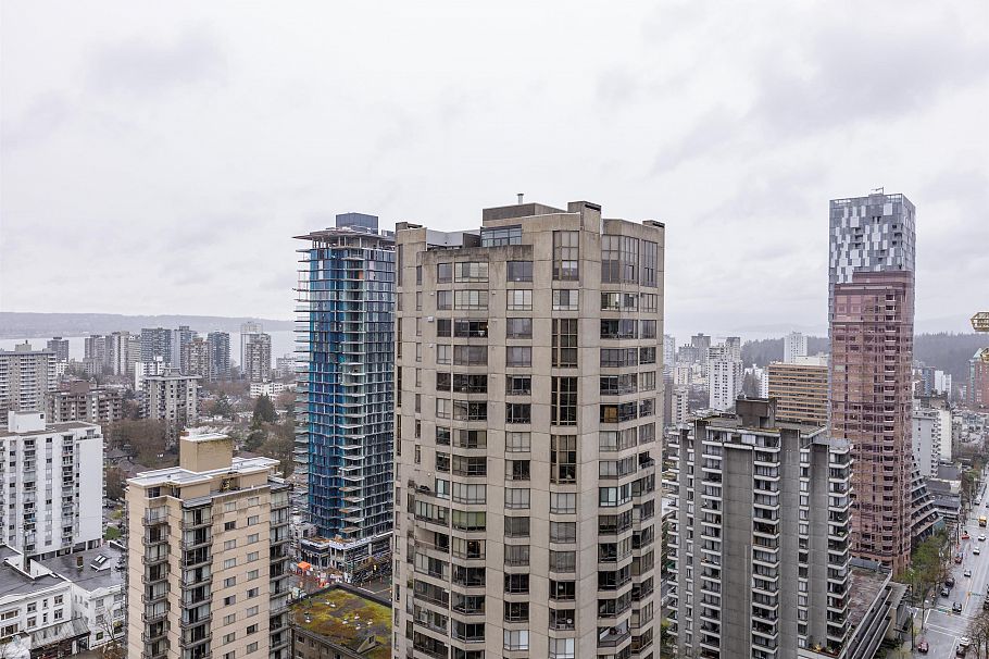 2905 1331 Alberni Street Vancouver, BC - 22