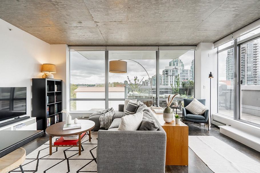 804 919 Station Street Vancouver, BC - 5