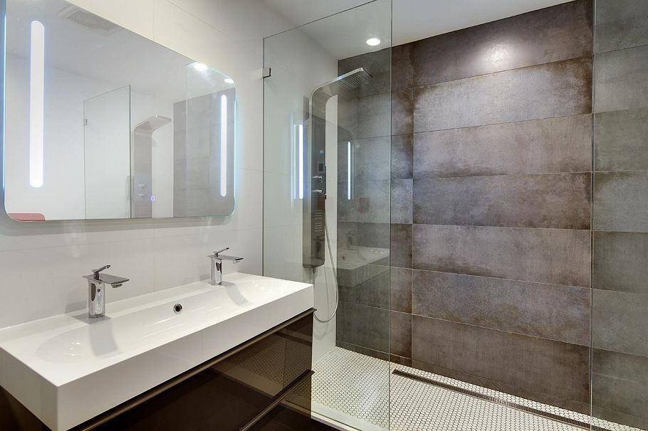 3542 W 2nd Avenue Vancouver, BC - 17