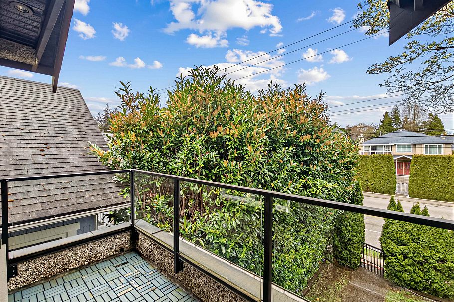 1 2922 W 41st Avenue Vancouver, BC - 33