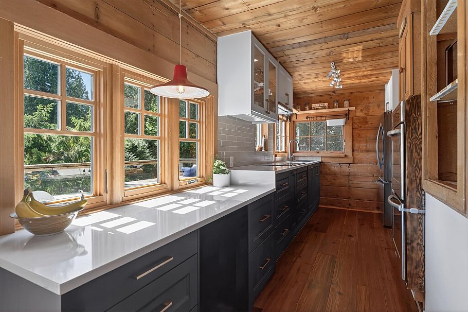 1371 Borthwick Road North Vancouver, BC - 9