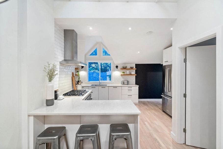 855 E 22nd Avenue Vancouver, BC - 14