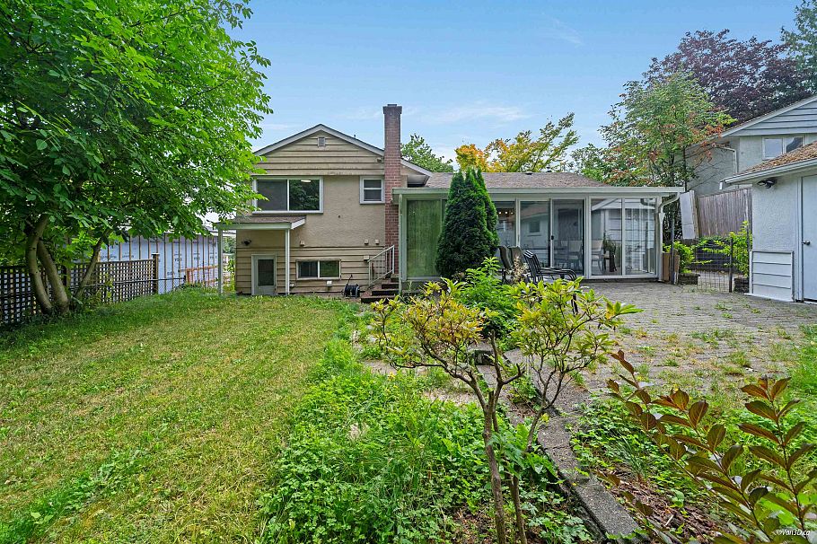 4366 Gilpin Crescent Burnaby, BC - 33