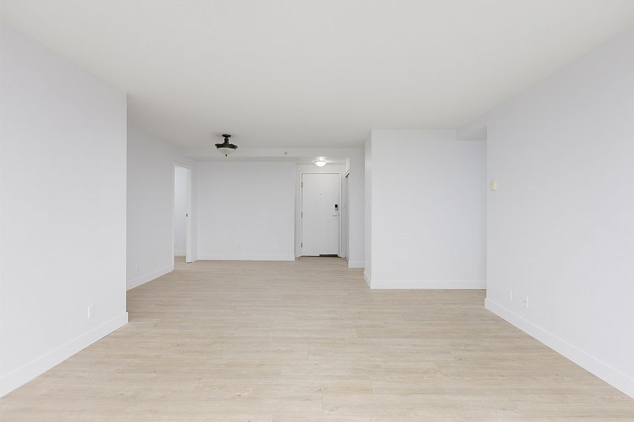 2905 1331 Alberni Street Vancouver, BC - 5