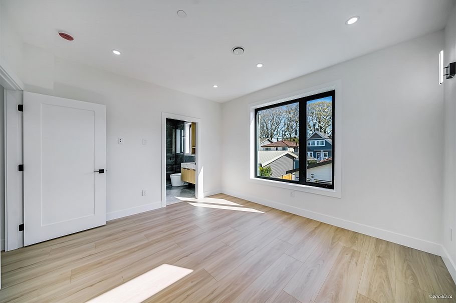 2 2636 Mcgill Street Vancouver, BC - 14