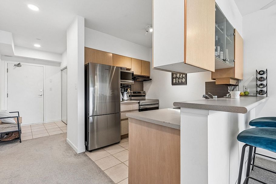 503 1888 York Avenue Vancouver, BC - 5