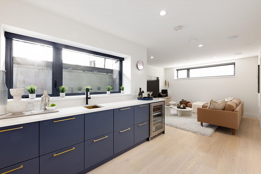 4626 Windsor Street Vancouver, BC - 31