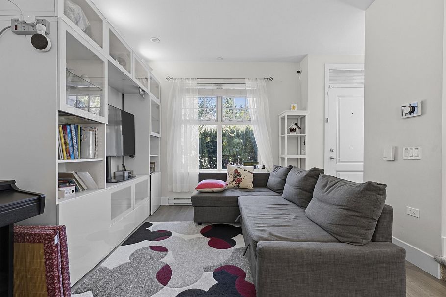 276 W 62nd Avenue Vancouver, BC - 2