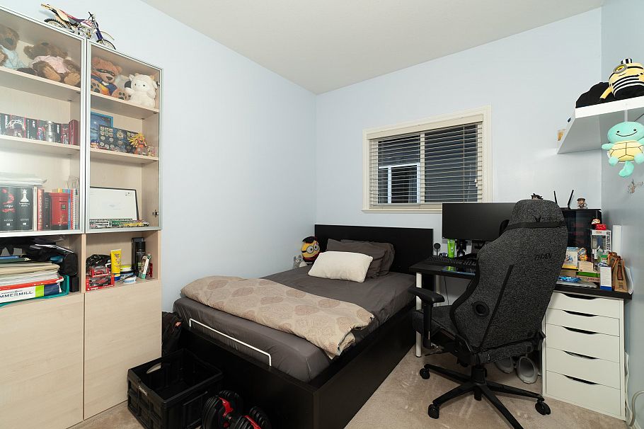 952 E 31st Avenue Vancouver, BC - 26