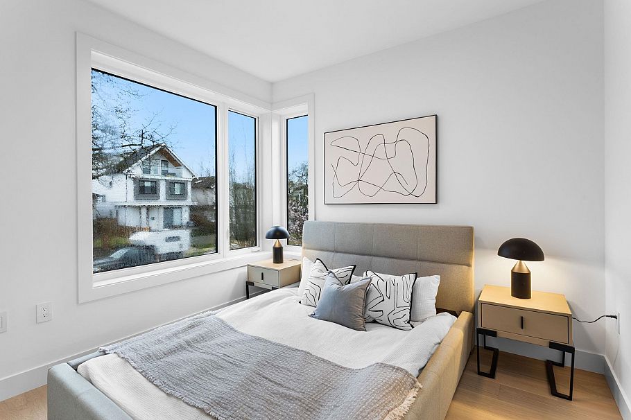 1 3275 Graveley Street Vancouver, BC - 21