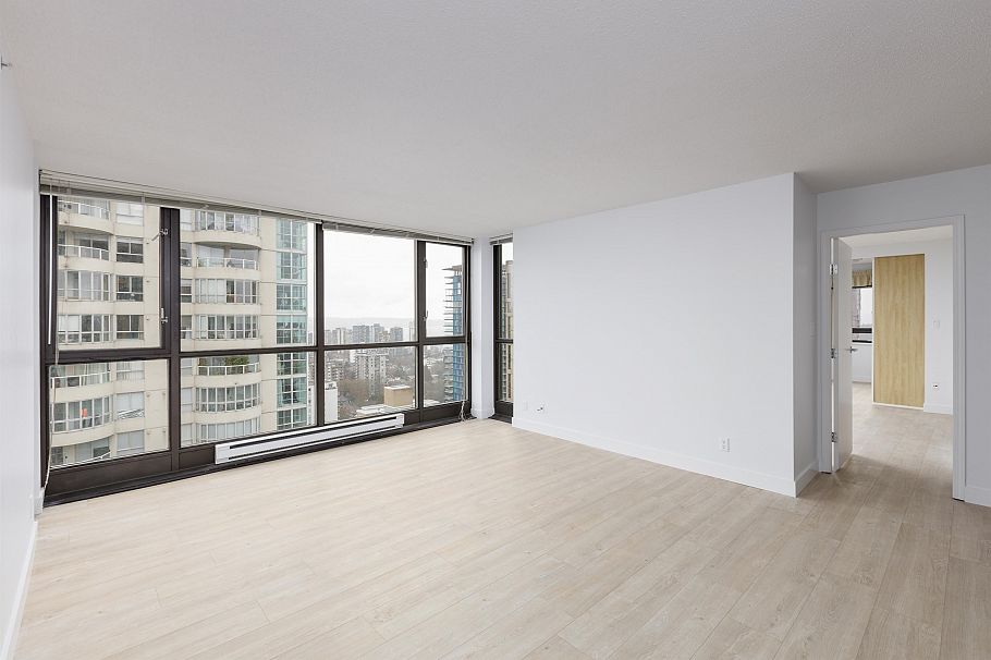 2905 1331 Alberni Street Vancouver, BC - 3