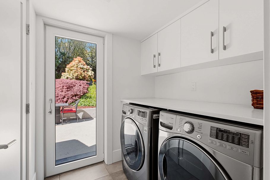 2708 Byron Road North Vancouver, BC - 16