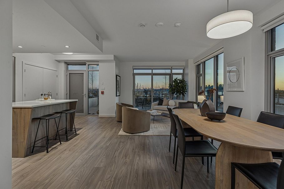TH112 755 Harbourside Drive North Vancouver, BC - 1