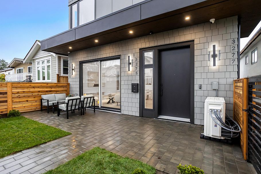 1 3275 Graveley Street Vancouver, BC - 5