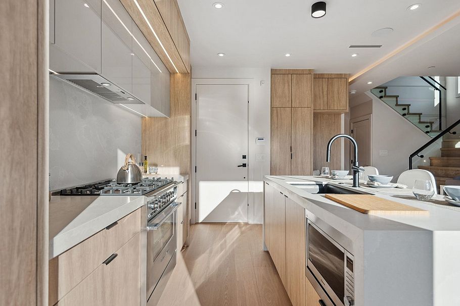 2 3620 W 20th Avenue Vancouver, BC - 12