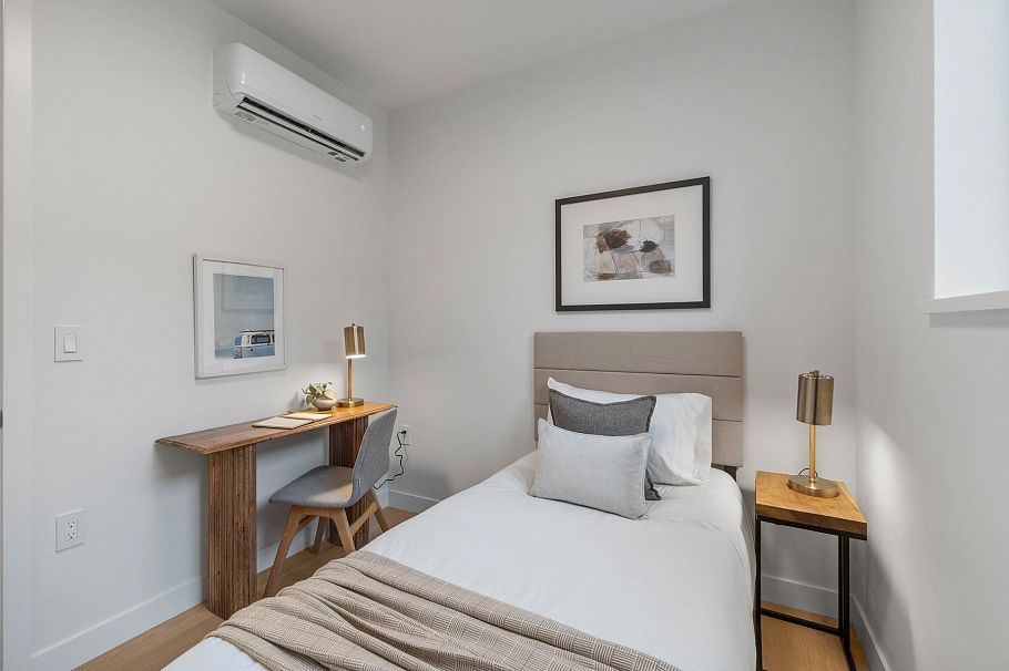 1 4963 Chester Street Vancouver, BC - 23