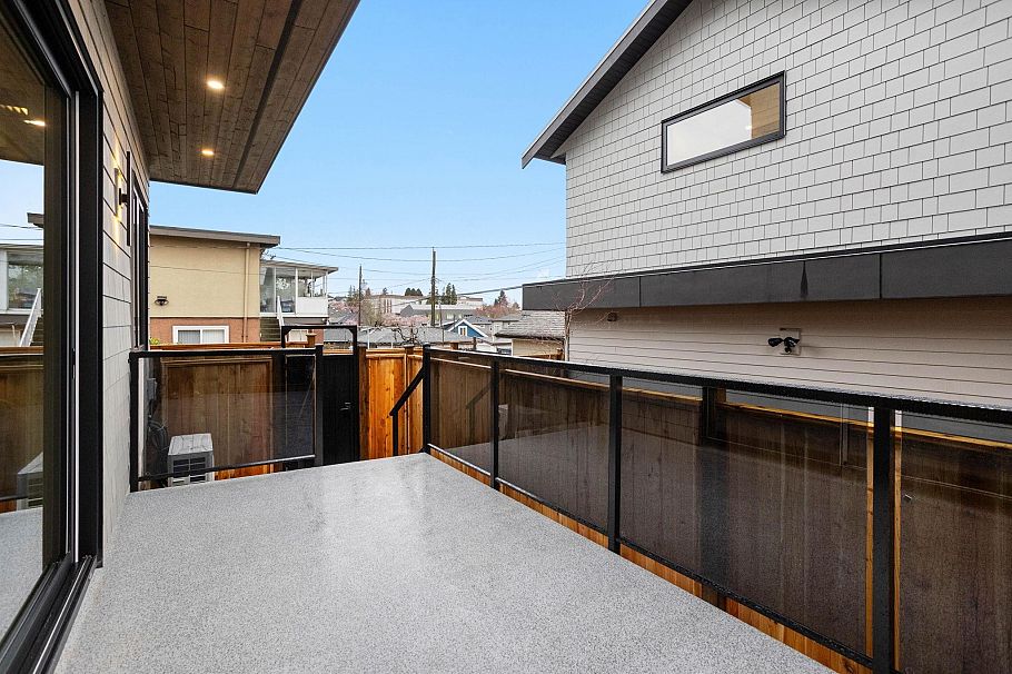 2 3275 Graveley Street Vancouver, BC - 22