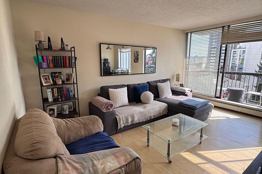 407 1146 Harwood Street Vancouver, BC - 1