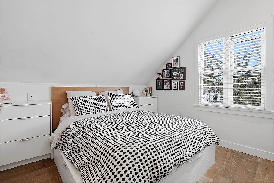 73 E 27th Avenue Vancouver, BC - 13