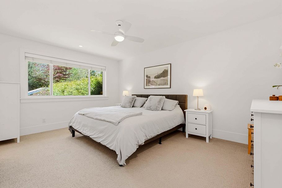 2708 Byron Road North Vancouver, BC - 22