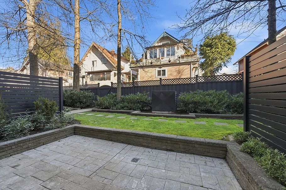 107 929 W 16th Avenue Vancouver, BC - 14