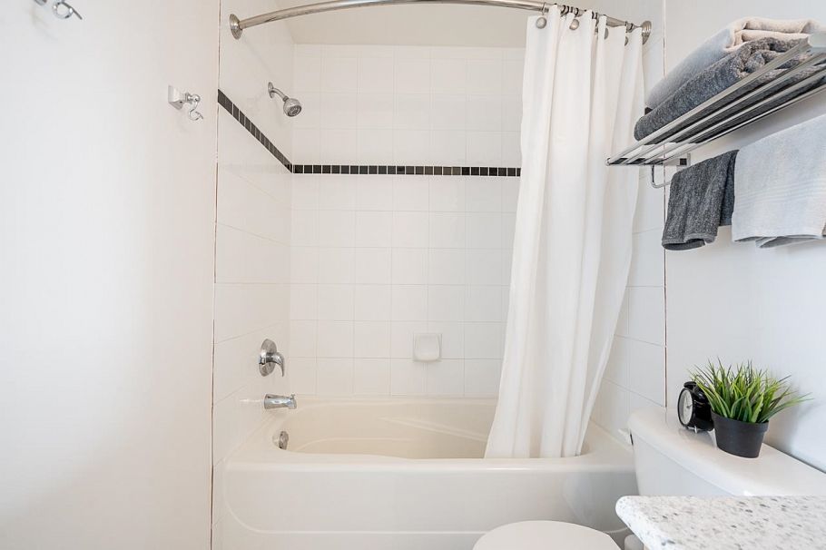 804 919 Station Street Vancouver, BC - 19