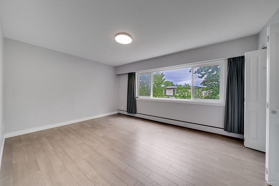 4366 Gilpin Crescent Burnaby, BC - 14