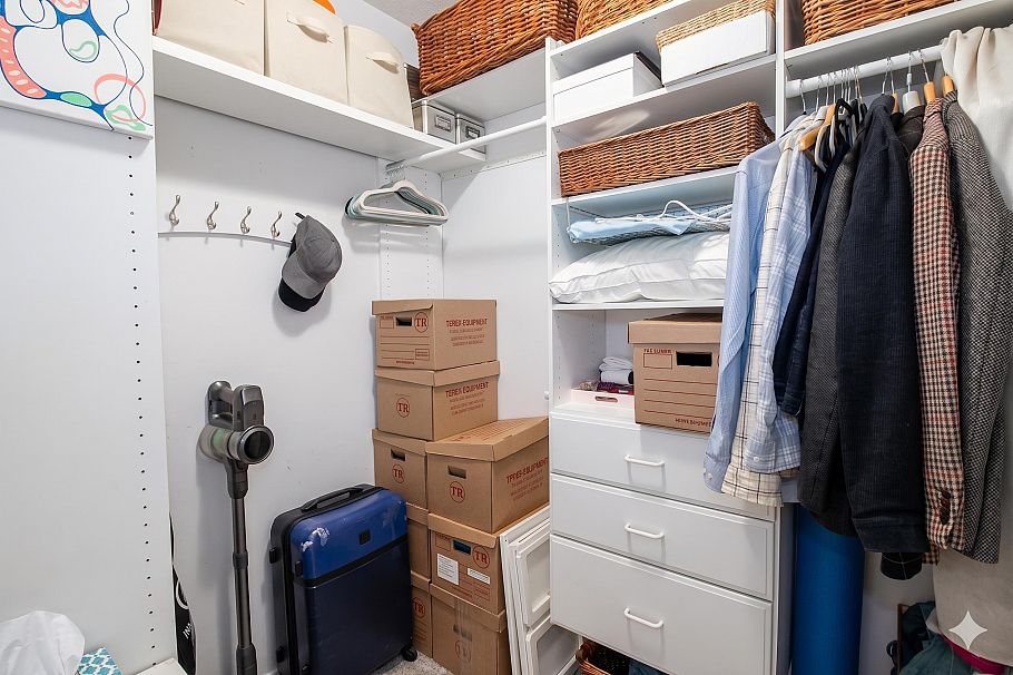 402 480 Robson Street Vancouver, BC - 17