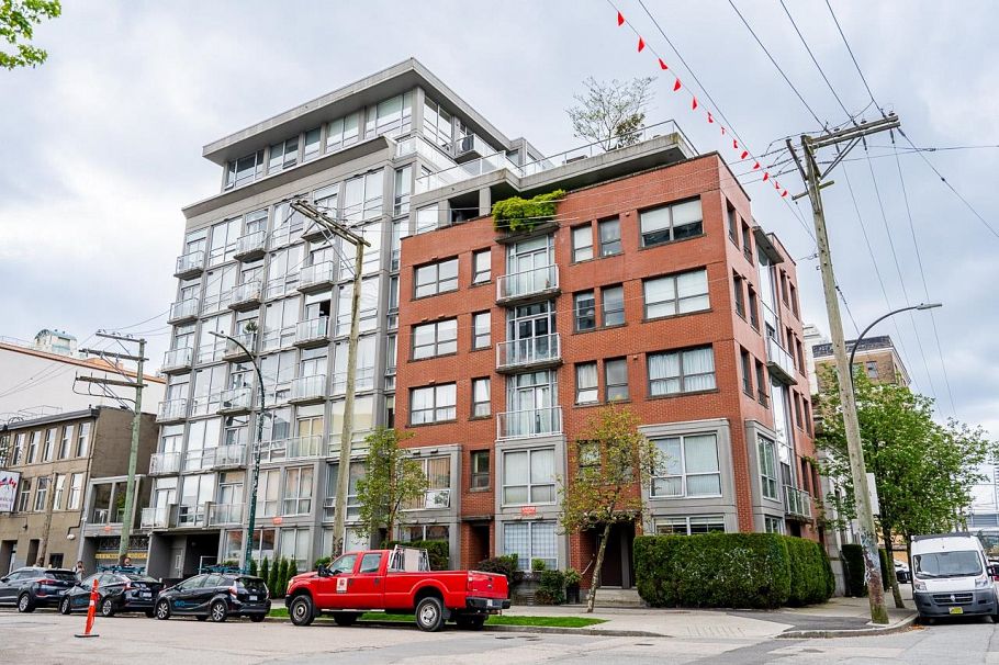 804 919 Station Street Vancouver, BC - 39