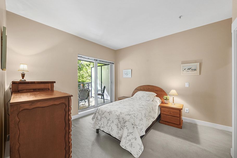 208 188 W 29 Street North Vancouver, BC - 20