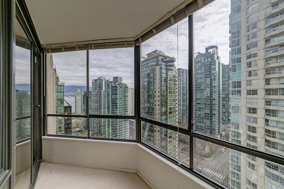 1902 738 Broughton Street Vancouver, BC - 18