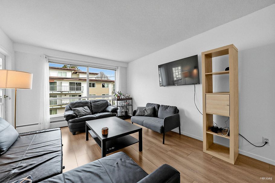 201 8680 Fremlin Street Vancouver, BC - 4